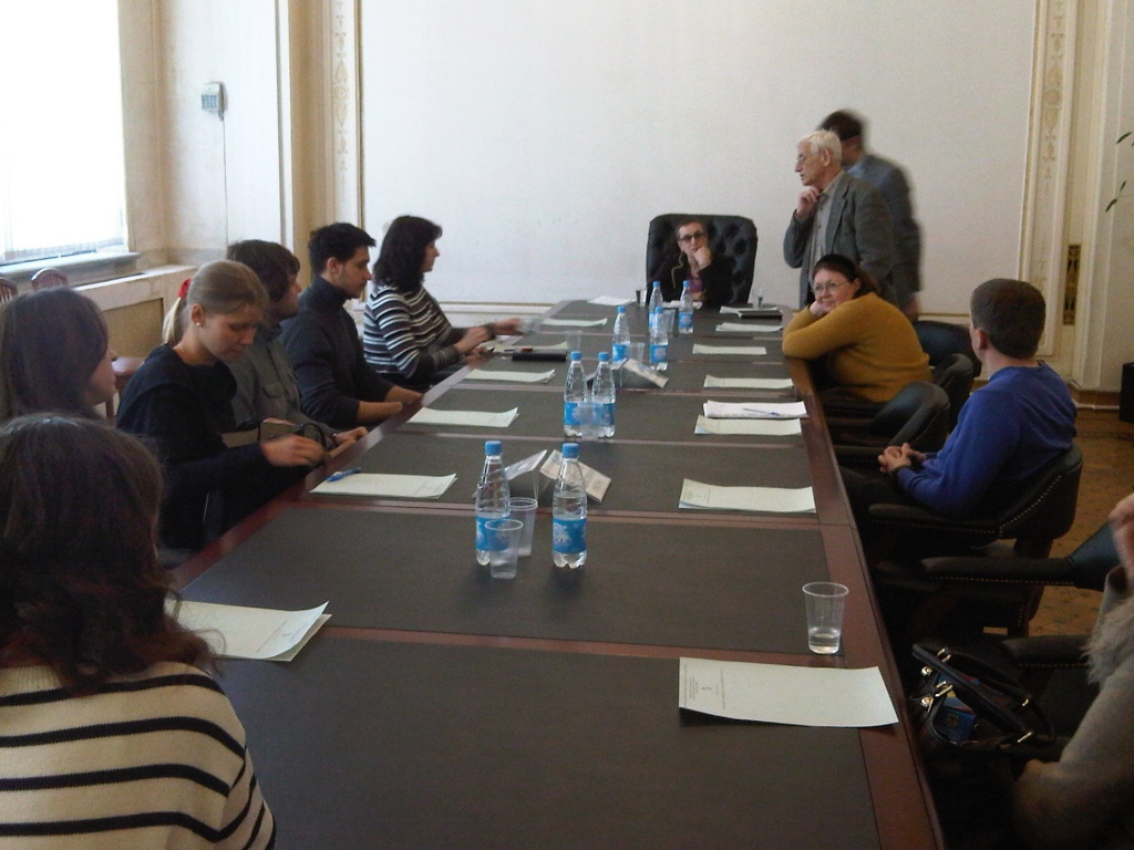 Дискуссионный клуб 27.03.13
